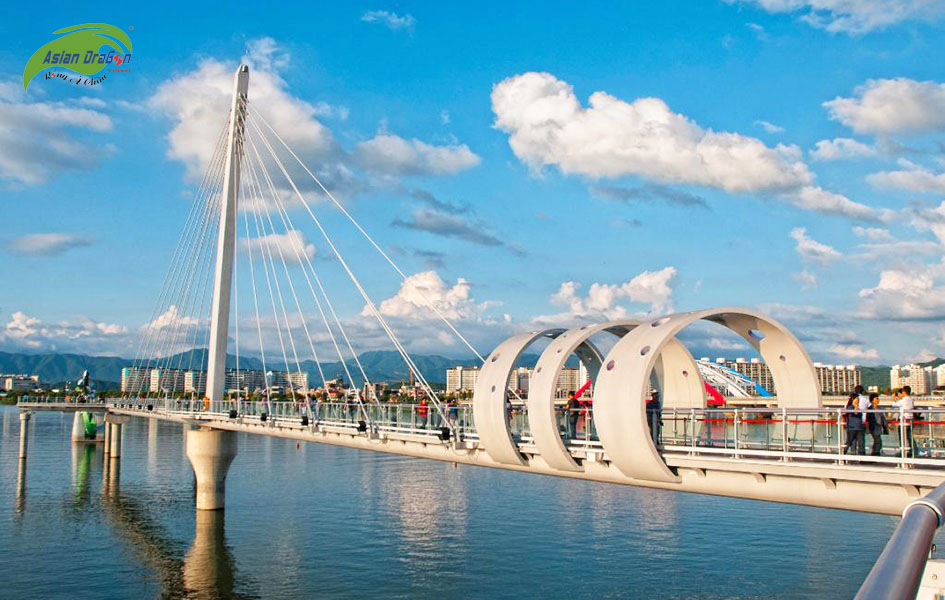 Cầu kính Soyanggang Skywalk